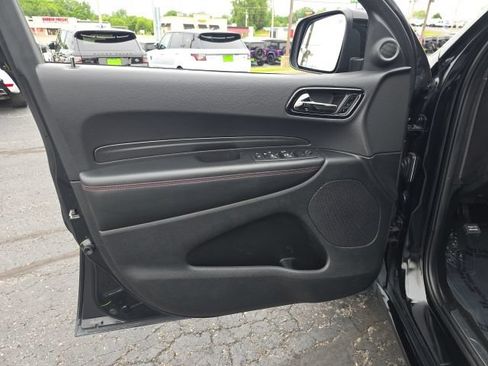 Used 2025 Dodge Durango GT AWD/4WD image 12