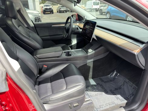 Used 2025 Tesla Model Y Performance AWD/4WD image 10