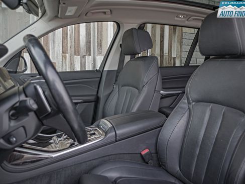 Used 2019 BMW X7 xDrive50i w/ Premium Package AWD/4WD image 13