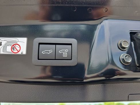 New 2026 Toyota Prius Plug-In Hybrid image 13