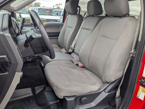 Used 2018 Ford F150 XLT image 22