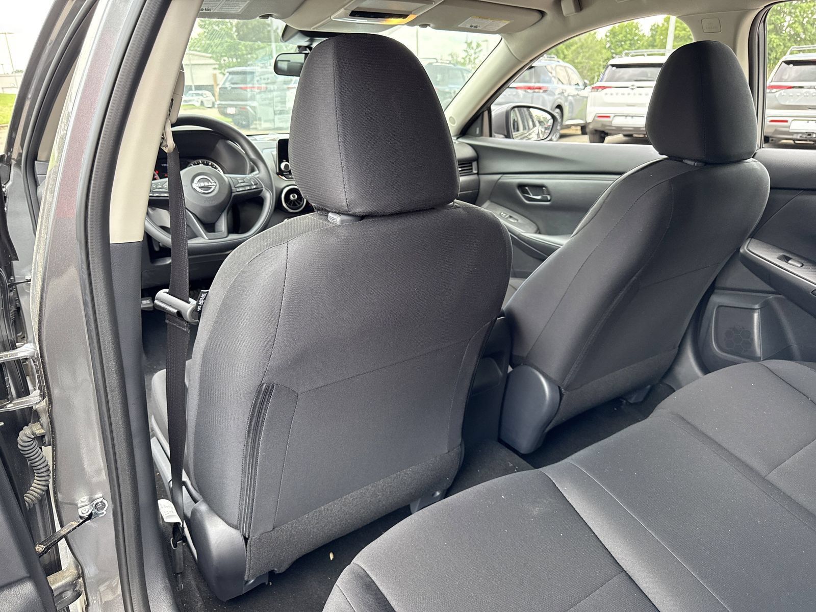 Used 2025 Nissan Sentra S FWD image 13