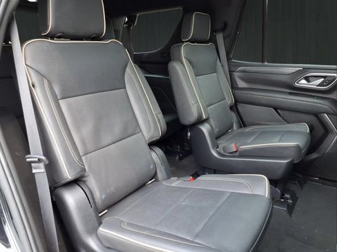 Used 2022 GMC Yukon SLT w/ SLT Luxury Package AWD/4WD image 15