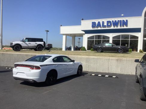 Used 2023 Dodge Charger SXT image 7