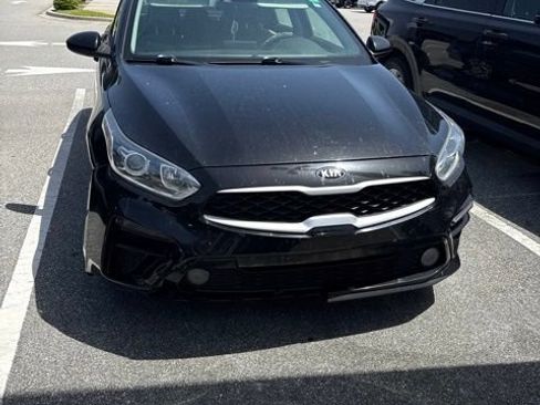 Used 2021 Kia Forte LXS FWD image 2