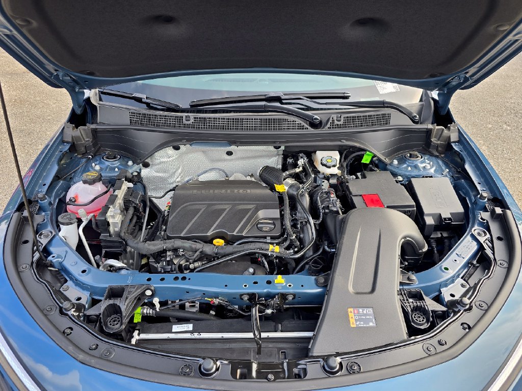 New 2026 Buick Envista Sport Touring w/ Convenience I Package FWD image 31