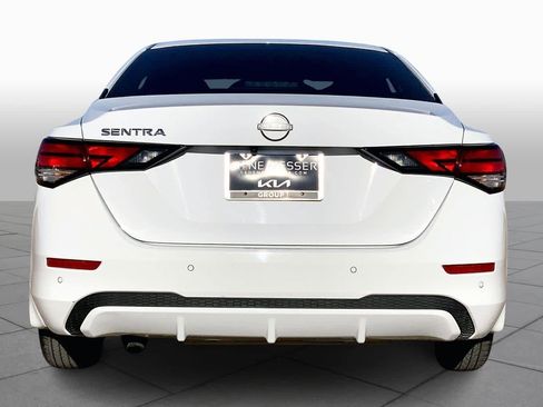 Used 2024 Nissan Sentra S image 4
