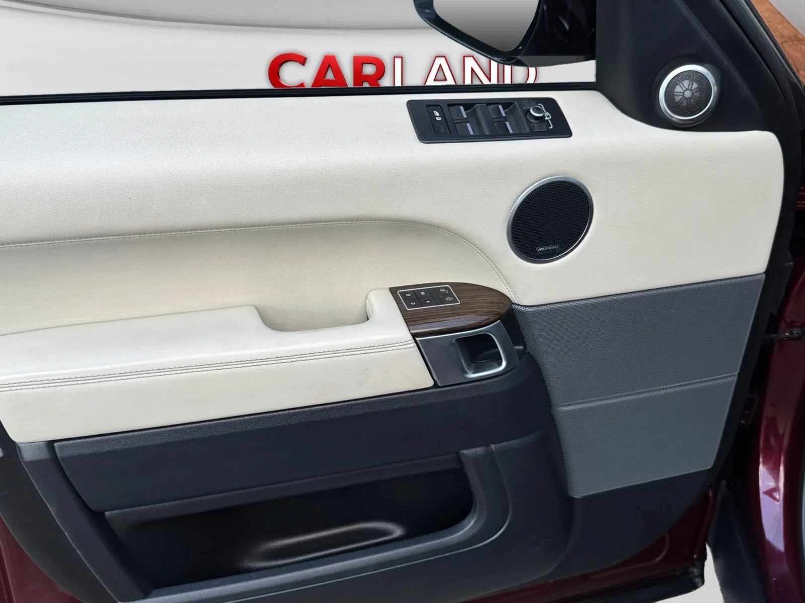 Used 2015 Land Rover Range Rover Sport HSE AWD/4WD image 10