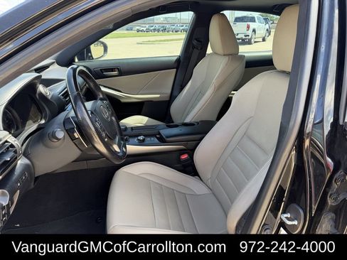 Used 2020 Lexus IS 350 F Sport w/ F Sport Package RWD image 29