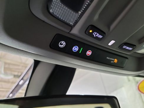 Used 2019 Chevrolet Silverado 1500 LT Trail Boss image 28