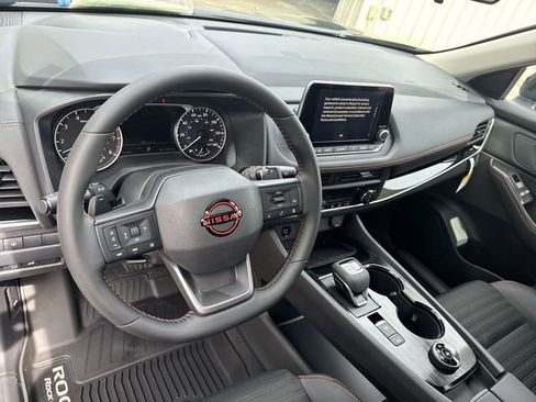 New 2026 Nissan Rogue SV AWD/4WD image 16