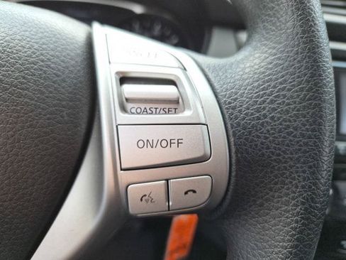 Used 2016 Nissan Rogue S AWD/4WD image 20