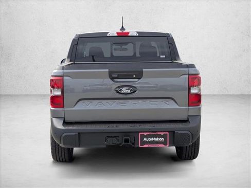 New 2025 Ford Maverick Lariat w/ Black Appearance Package image 8