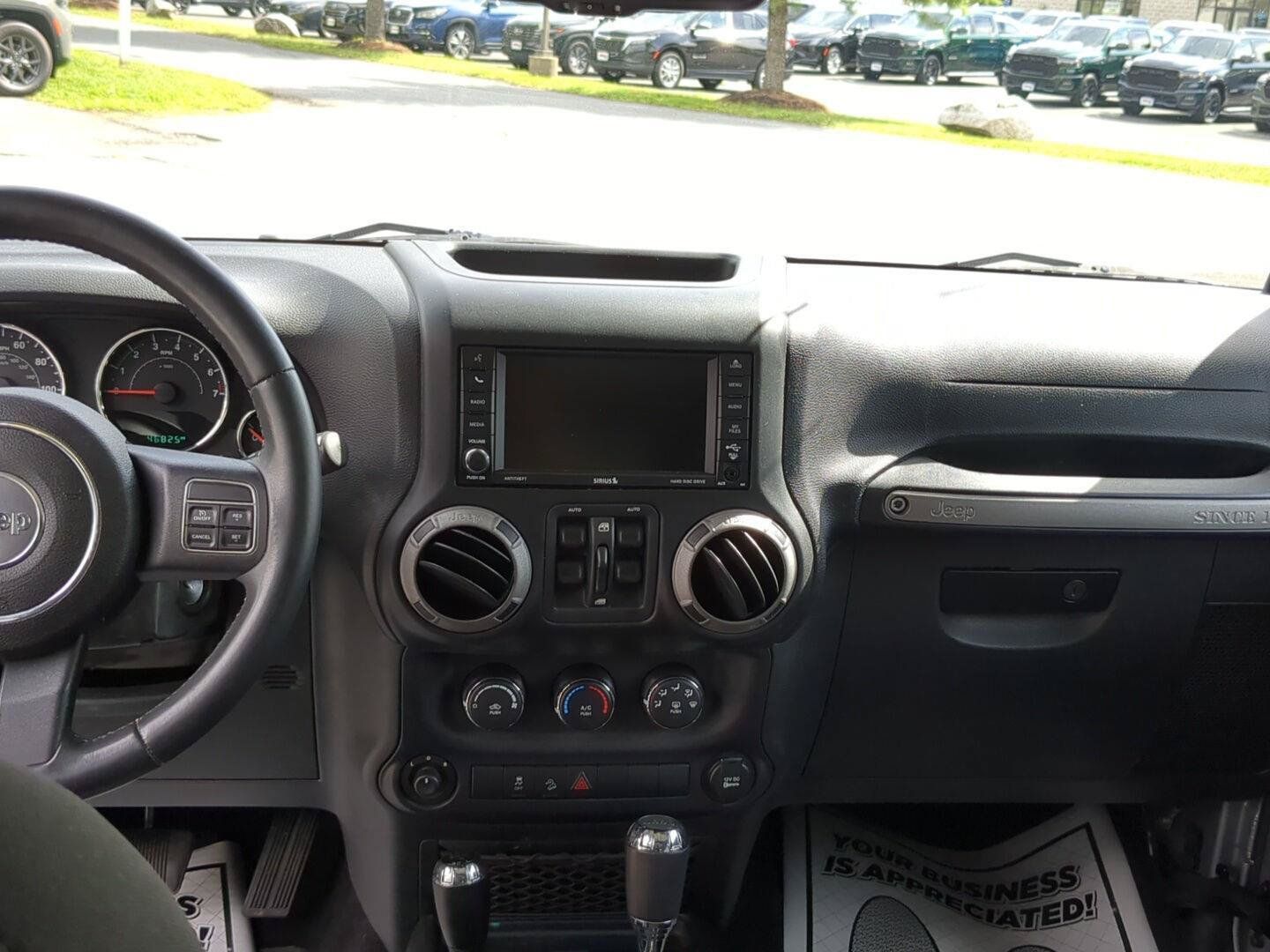 Used 2014 Jeep Wrangler Unlimited Sport AWD/4WD image 15