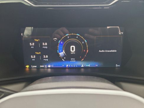 New 2026 Chevrolet Colorado ZR2 w/ Technology Package AWD/4WD image 17
