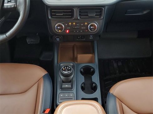 Certified 2022 Ford Maverick Lariat w/ Lariat Luxury Package image 30