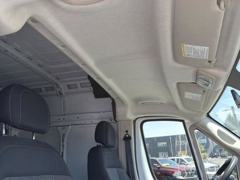 Used 2021 RAM ProMaster 2500 FWD image 5