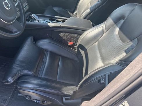 Used 2022 Volvo XC90 T8 Inscription w/ Advanced Package image 24