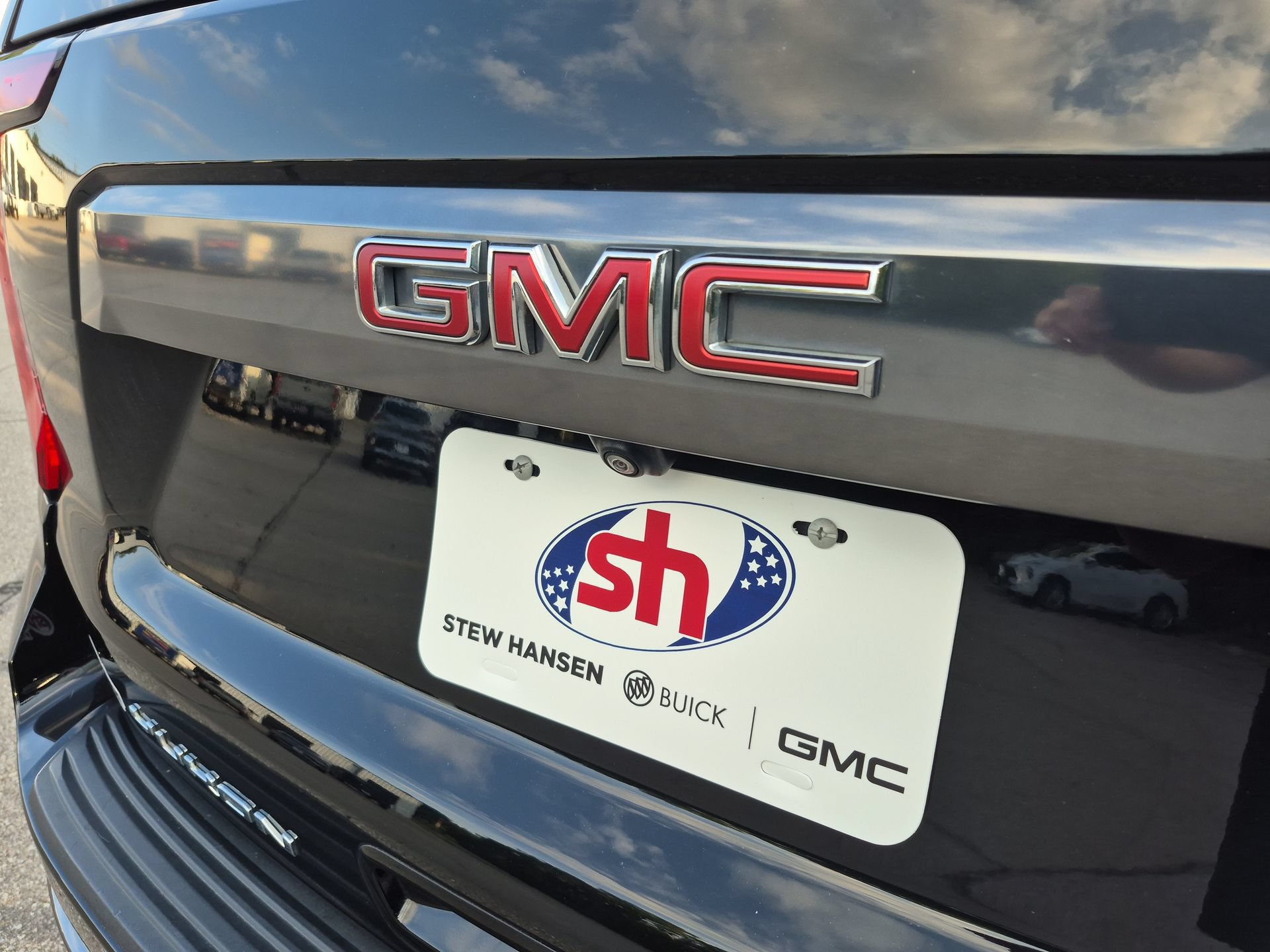 Used 2023 GMC Yukon XL Denali AWD/4WD image 31