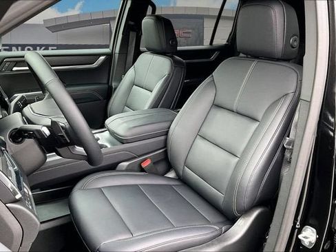 New 2026 GMC Acadia Elevation w/ Elevation Premium Package AWD/4WD image 10