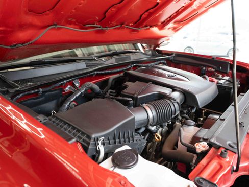 Used 2021 Toyota Tacoma TRD Off-Road image 31