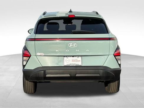 Used 2024 Hyundai Kona SEL image 4