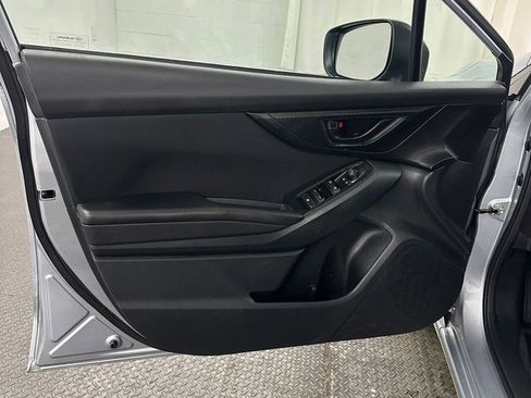 Used 2019 Subaru Impreza 2.0i image 8