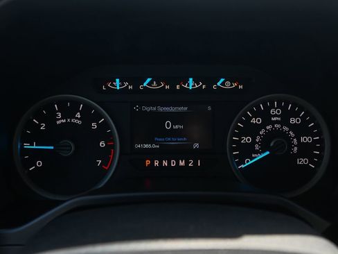 Used 2016 Ford F150 XLT w/ Equipment Group 301A Mid RWD image 31