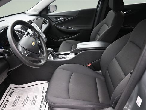 Used 2025 Chevrolet Malibu LT FWD image 21