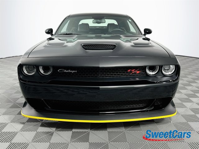 Used 2022 Dodge Challenger R/T Scat Pack RWD image 2