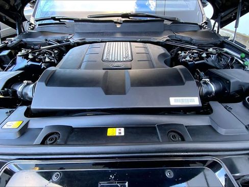 Used 2018 Land Rover Range Rover Sport HSE Dynamic image 29