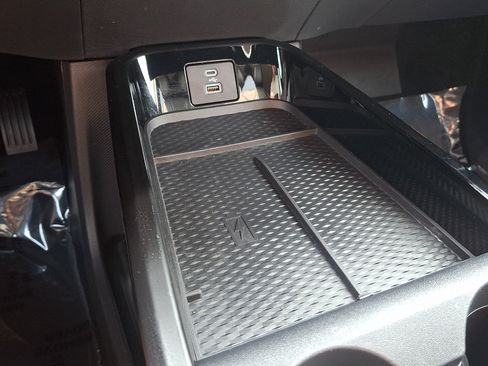 Certified 2021 Ford Mustang Mach-E Select w/ Comfort/Appearance Package RWD image 26
