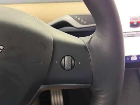 Used 2022 Tesla Model Y Performance AWD/4WD image 30