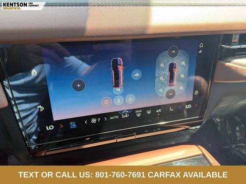 Used 2025 Lincoln Navigator Reserve AWD/4WD image 27