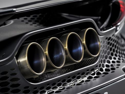 Used 2022 McLaren 765LT RWD image 26