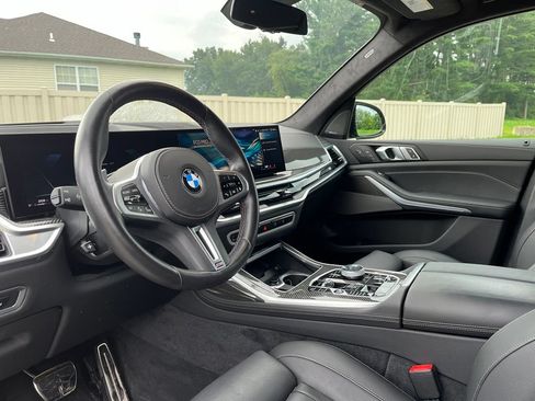 Used 2024 BMW X7 M60i w/ Executive Package AWD/4WD image 19