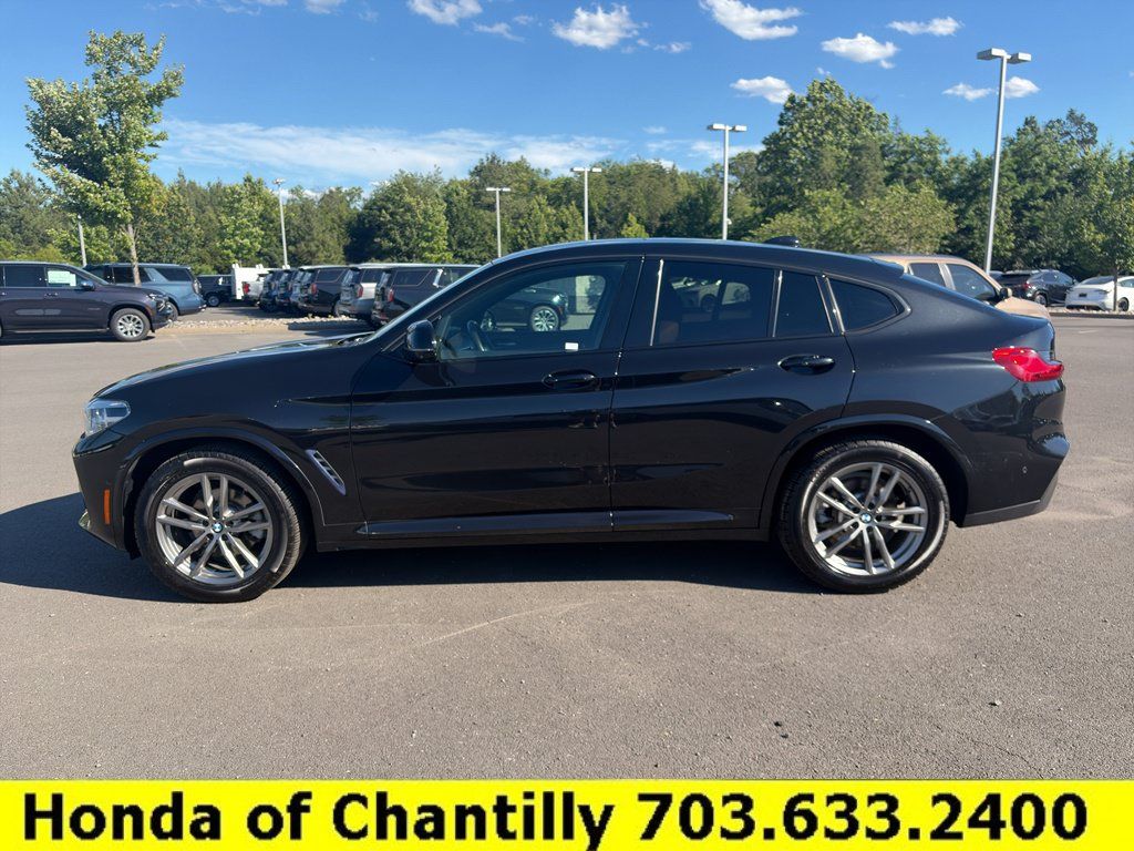 Used 2019 BMW X4 xDrive30i w/ Executive Package AWD/4WD image 4