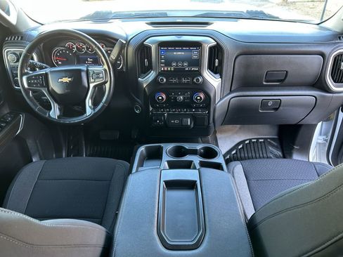 Used 2022 Chevrolet Silverado 2500 LT w/ Convenience Package image 15