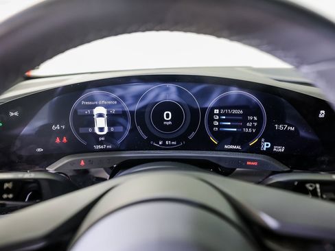 Certified 2024 Porsche Taycan image 15