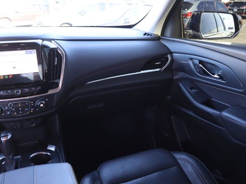 Used 2020 Chevrolet Traverse Premier w/ Redline Edition image 14