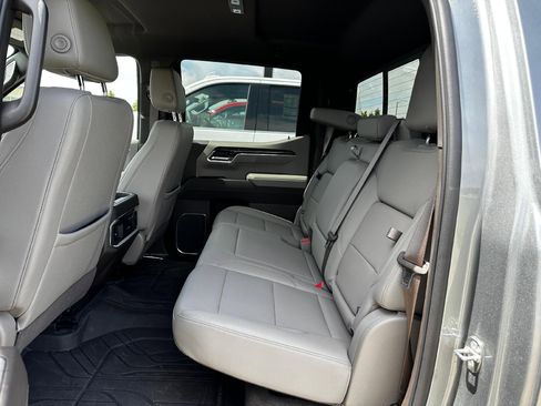 Used 2023 Chevrolet Silverado 1500 LTZ w/ LTZ Convenience Package II image 7