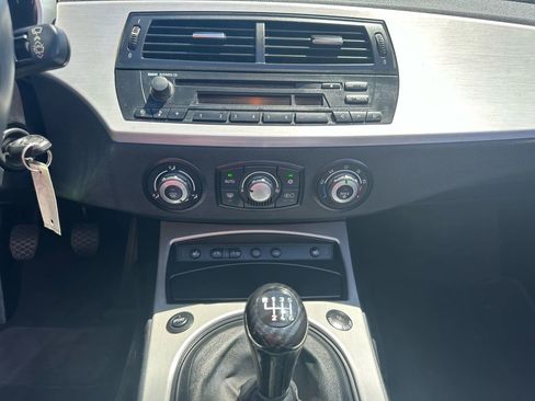 Used 2007 BMW M Roadster image 45