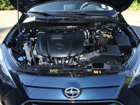 Used 2016 Scion iA FWD image 19