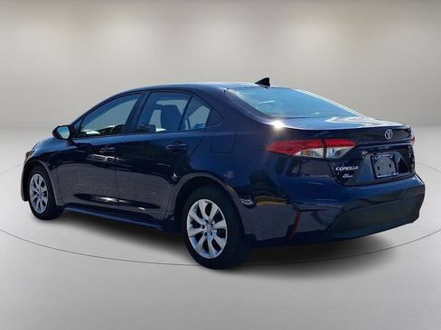 Used 2024 Toyota Corolla LE FWD image 7