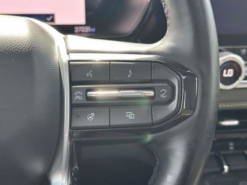 Used 2024 Chevrolet Colorado ZR2 w/ ZR2 Convenience Package III AWD/4WD image 34