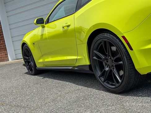 Used 2021 Chevrolet Camaro SS RWD image 25