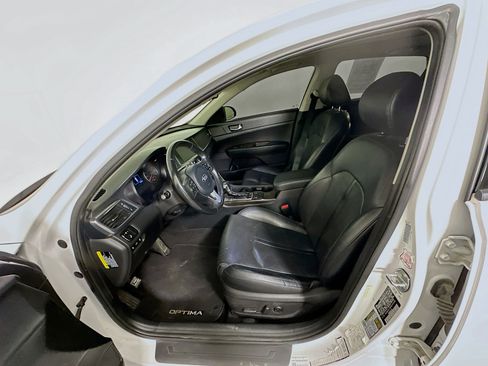 Used 2017 Kia Optima EX w/ Premium Package FWD image 13