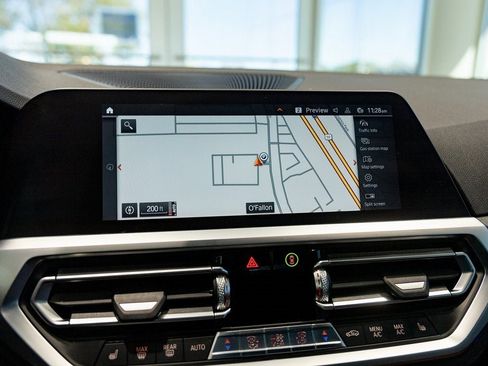 Used 2021 BMW 430i xDrive Coupe w/ Premium Package image 30