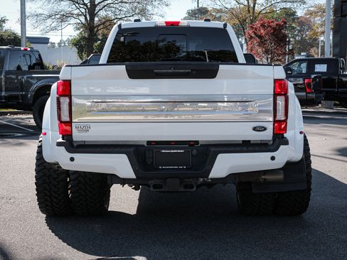 Used 2021 Ford F450 Platinum w/ FX4 Off-Road Package image 9