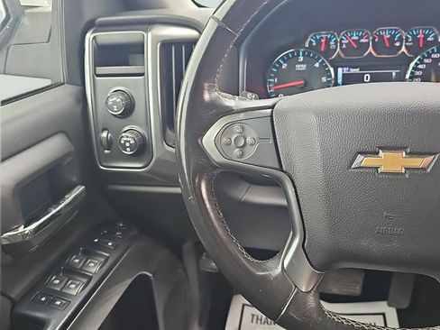 Used 2018 Chevrolet Silverado 1500 LT w/ LPO, Black Pack AWD/4WD image 19
